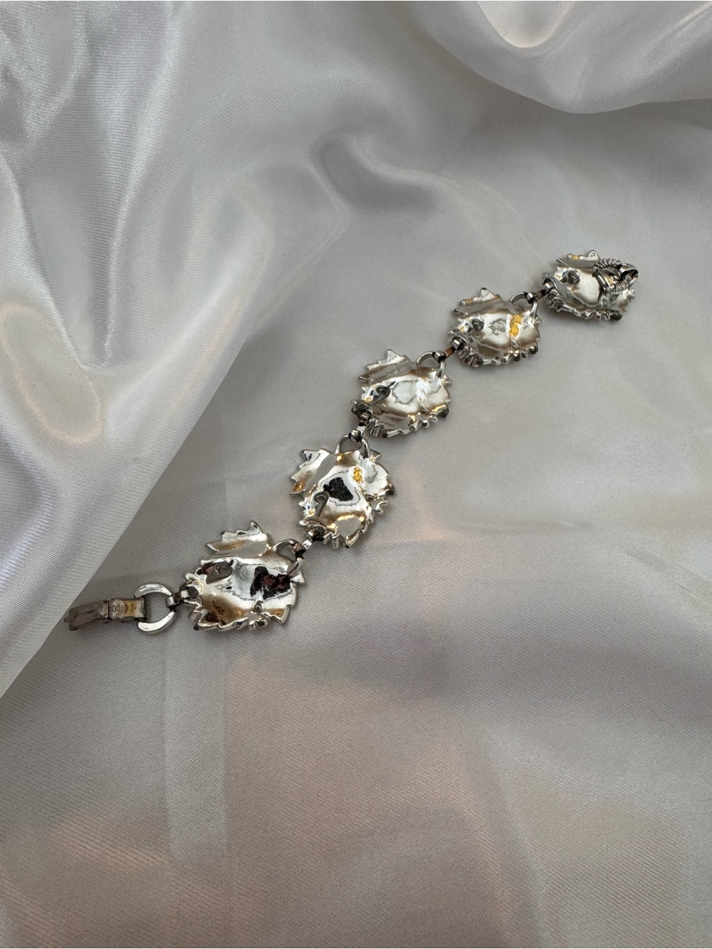 Vintage Sarah Coventry “Whispering Leaves” Bracelet. - Picture 5 of 8